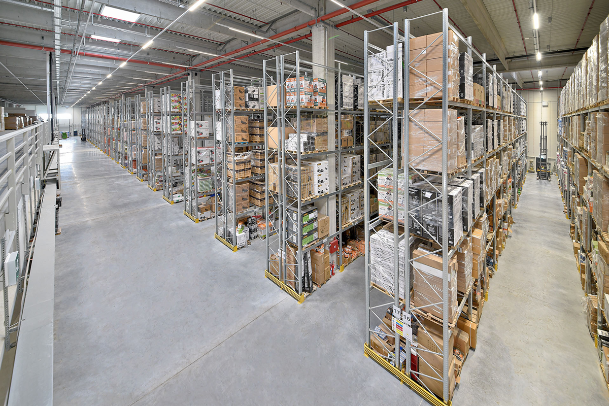 What to Consider When Choosing a Market Shelf